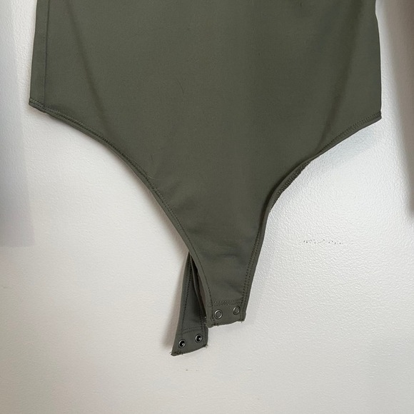 Abercrombie & Fitch Soft A&F Collection Cutout Bodice Chest Stretchy Bodysuit - Picture 2 of 11